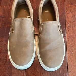 The Children's Place Boys Brown Dress Shoes Size 2